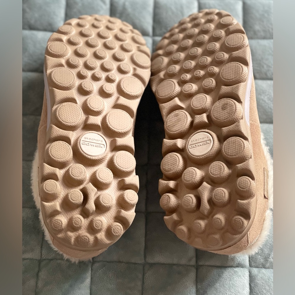 Skechers GoWalk Suede & Faux Shearling Plush Slip On Shoes… - Picture 3 of 8